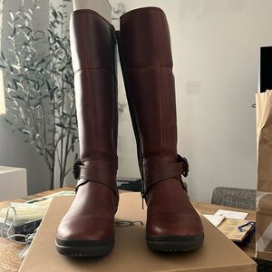 Ugg Evanna Boot